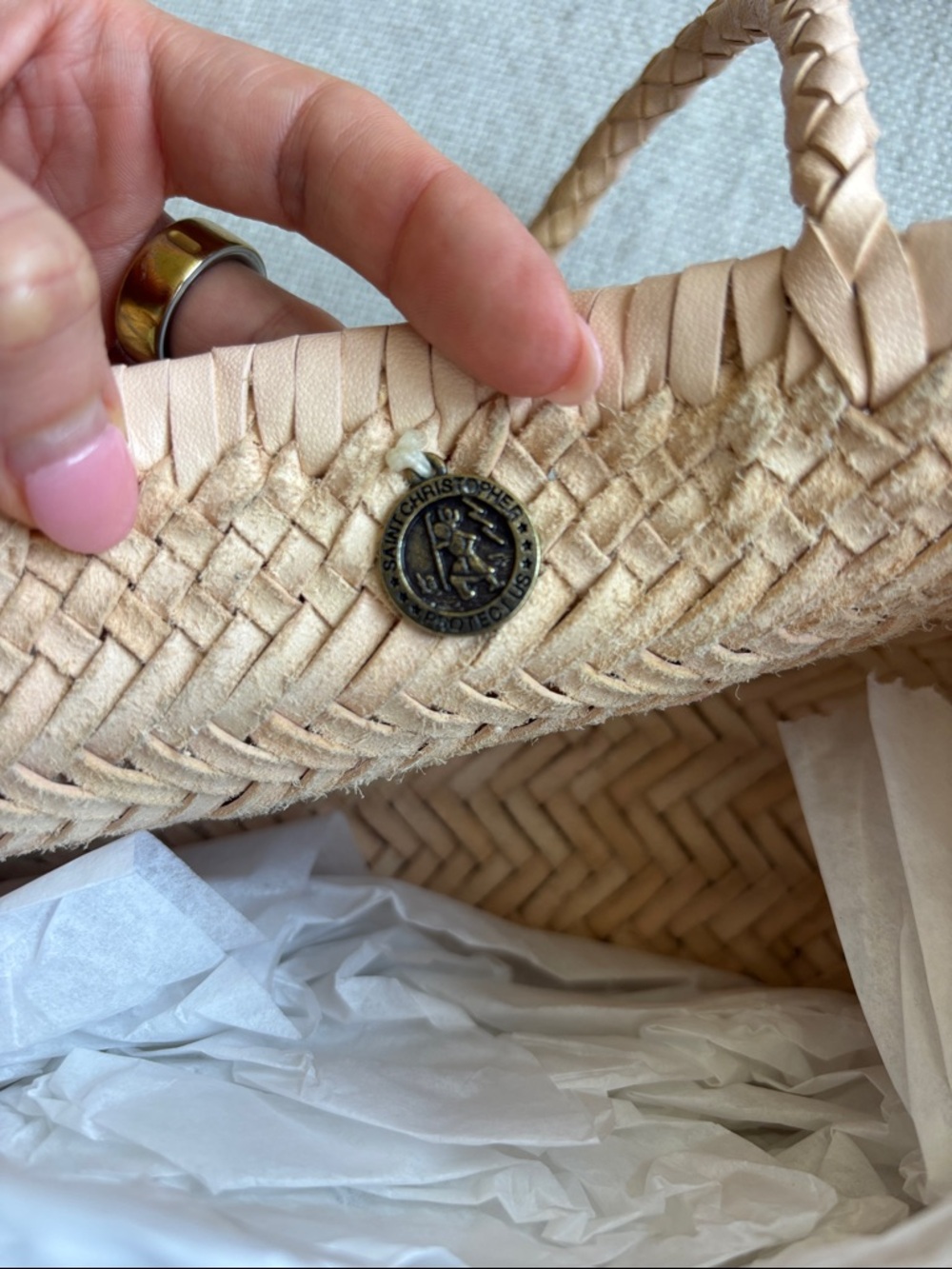 Dragon Diffusion Mini Flat Gora bag in cream color - Picture 5 of 6